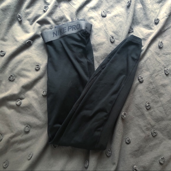 SOLD nike pro leggings - Picture 1 of 1